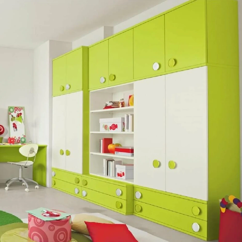 kids wardrobe