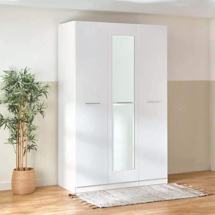 3 Door Wardrobe In Dubai